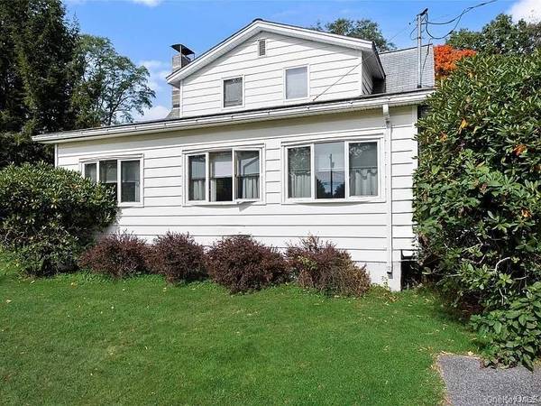 795 Burlingham RD, Pine Bush, NY 12566