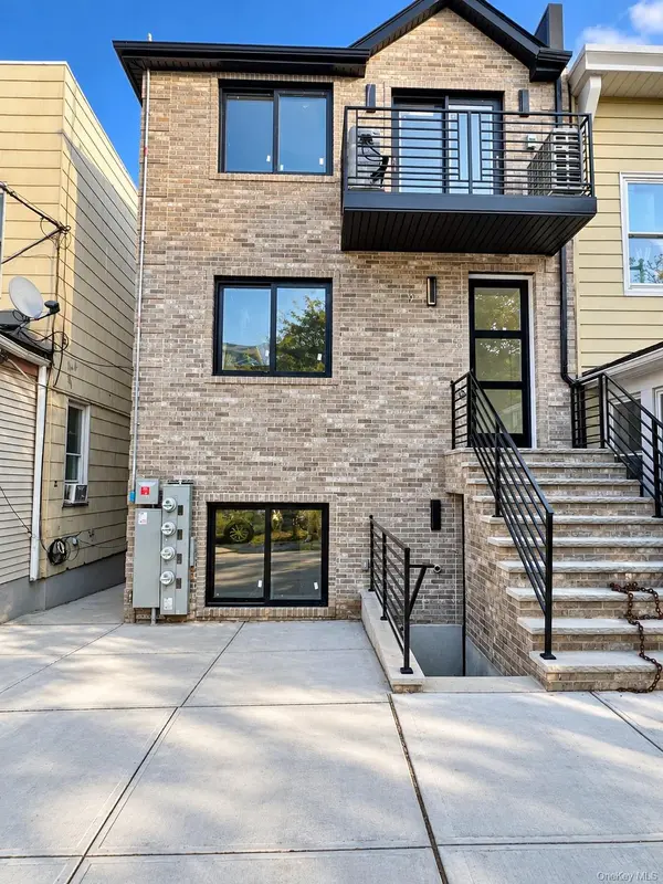 39-43 57th ST, Woodside, NY 11377