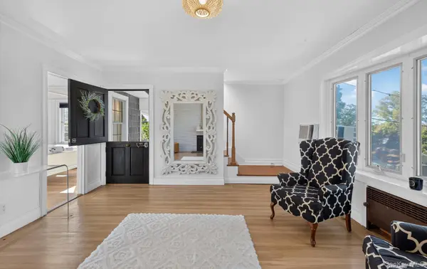 120 15th AVE, Sea Cliff, NY 11579