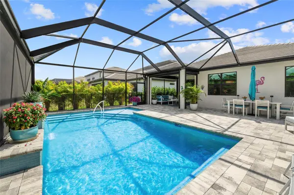 5437 SILVERSIDE PINE CT, Lakewood Ranch, FL 34211