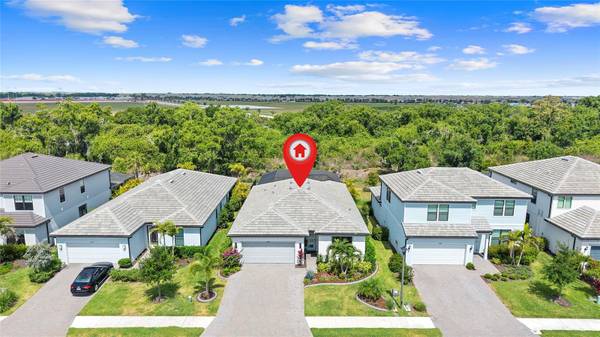 5437 SILVERSIDE PINE CT, Lakewood Ranch, FL 34211