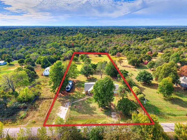 421 Bobby Mankin DR, Choctaw, OK 73020