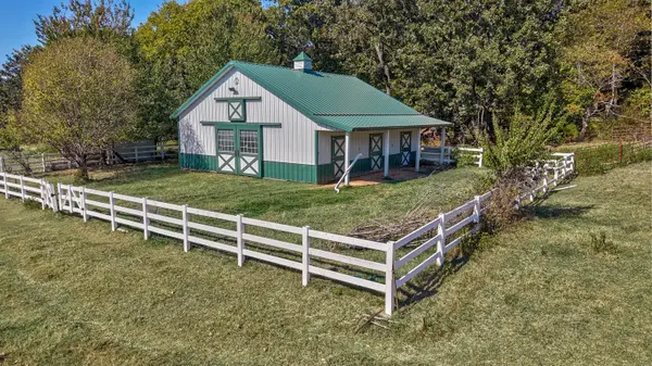 000 S Highway 160, Highlandville, MO 65669