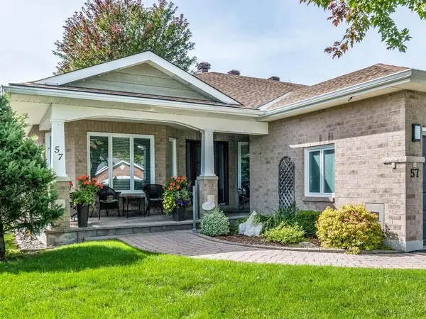 57 Amberlakes DR, Stittsville - Munster - Richmond, ON K2S 2A1