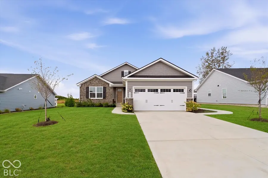 7031 E Bean Blossom DR, Camby, IN 46113