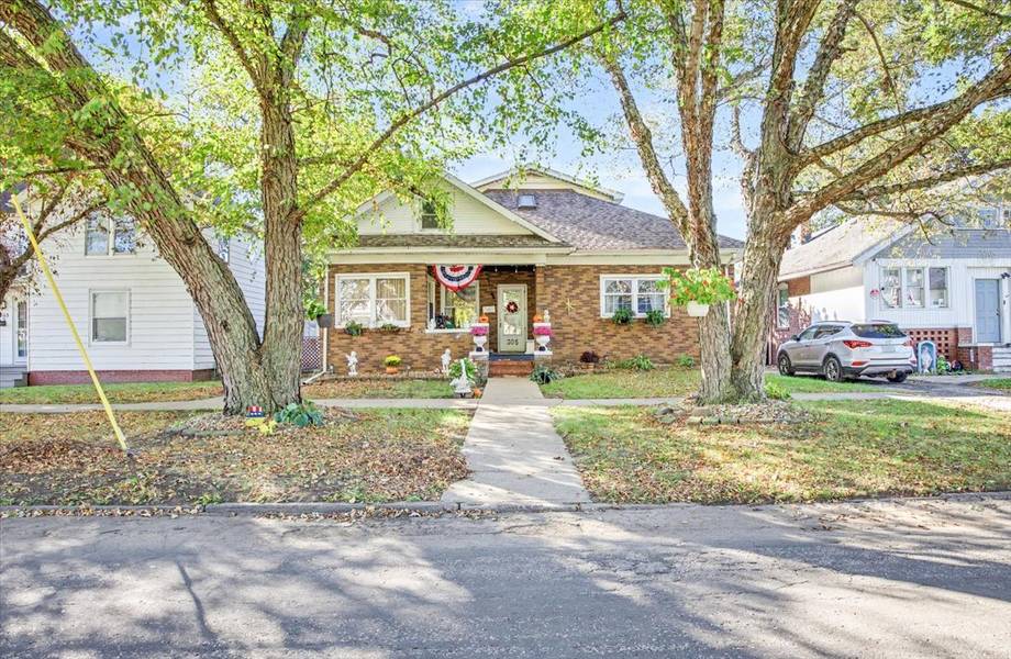 305 W Stanton ST, Streator, IL 61364