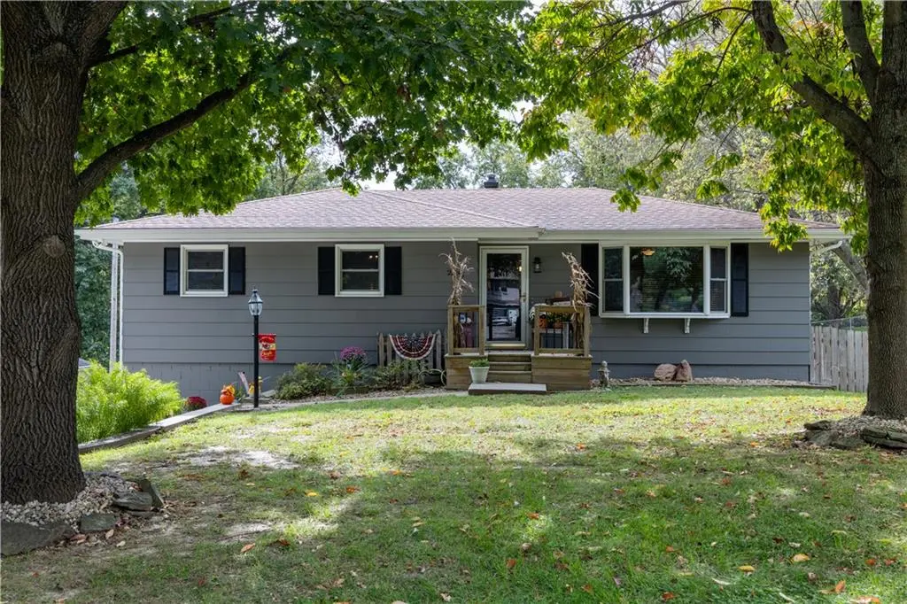 2836 Blackwell RD, St Joseph, MO 64506