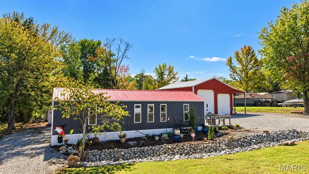 6130 Betty LN, French Village, MO 63036