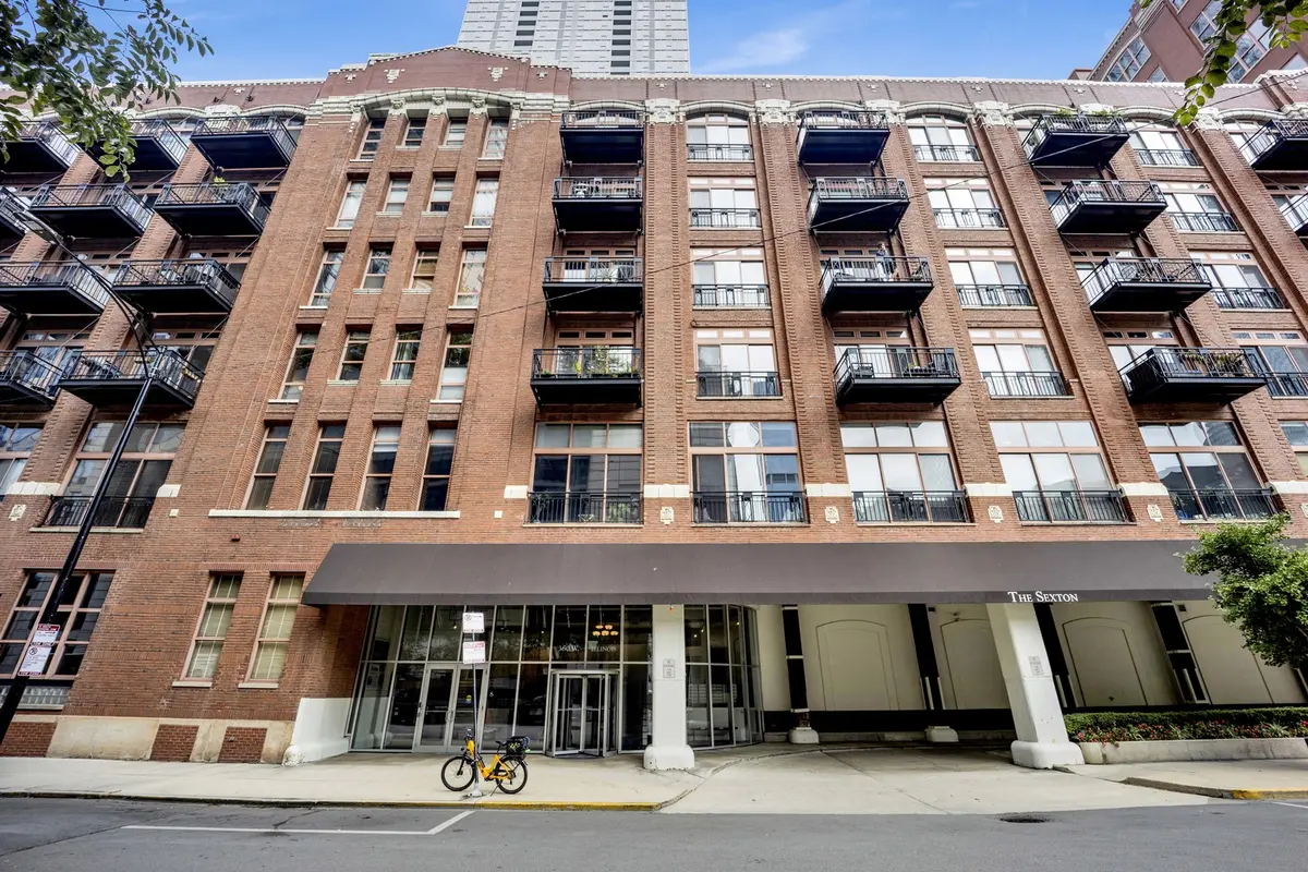 360 W Illinois ST #7D, Chicago, IL 60654