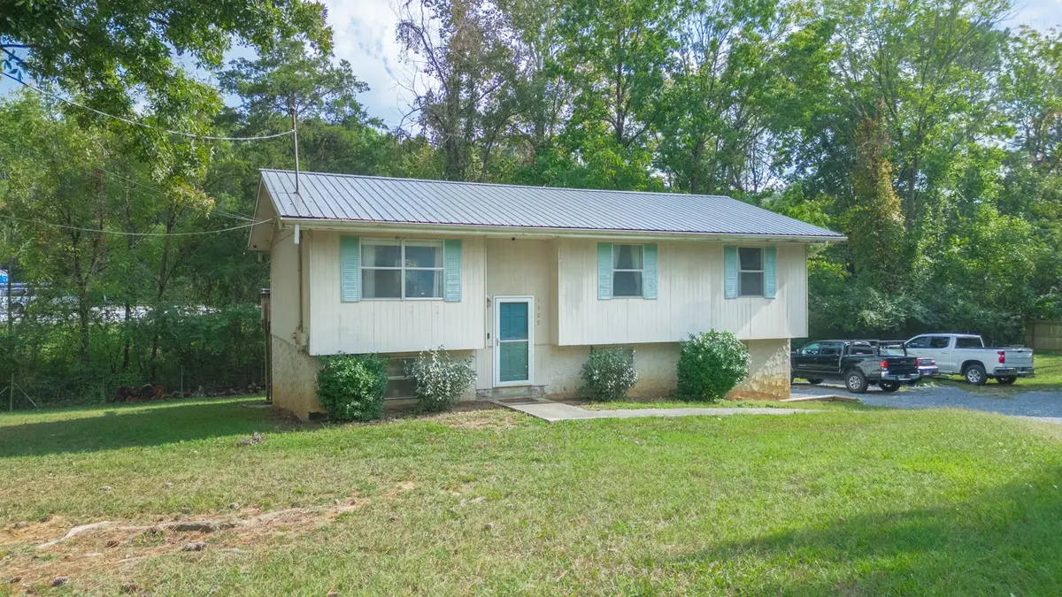 1309 Catherine Cir #NW, Cleveland, TN 37312