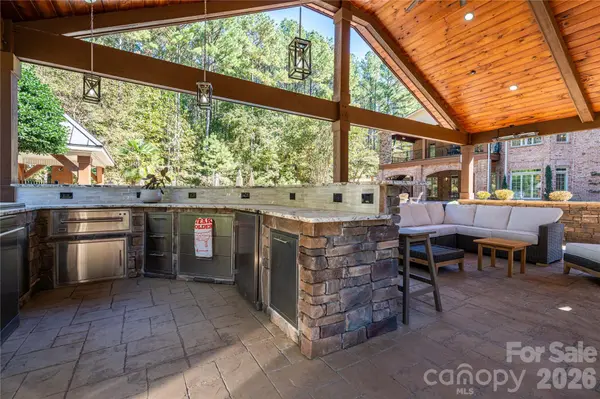 1427 Merrimont AVE, Kings Mountain, NC 28086