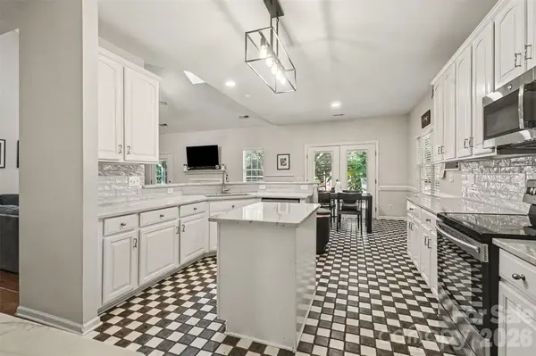 8610 Ellington Park DR, Charlotte, NC 28277