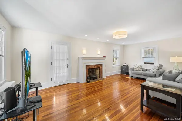162 Bentley ST, Staten Island, NY 10307