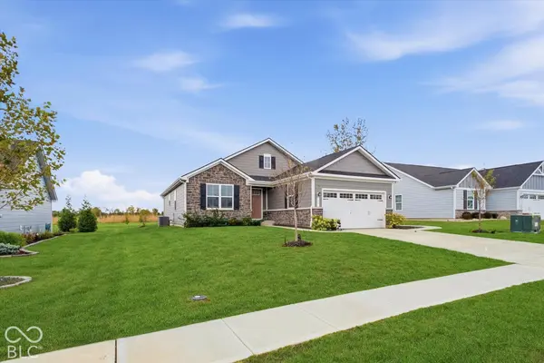 7031 E Bean Blossom DR, Camby, IN 46113