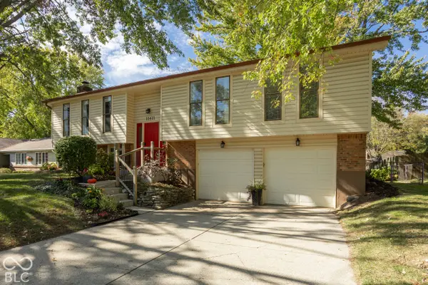 11411 Timberlake LN, Fishers, IN 46038