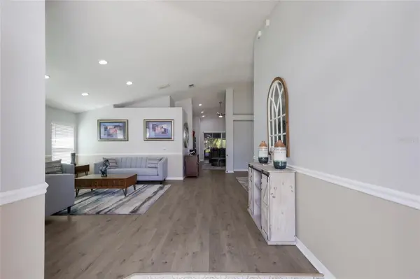 7625 NOTTINGHILL SKY DR, Apollo Beach, FL 33572