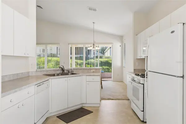 762 WOLF CREEK ST, Clermont, FL 34711