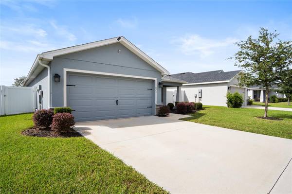 1075 TROPEA LN, Auburndale, FL 33823