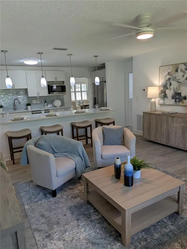 3641 BEACH DR SE, St Petersburg, FL 33705