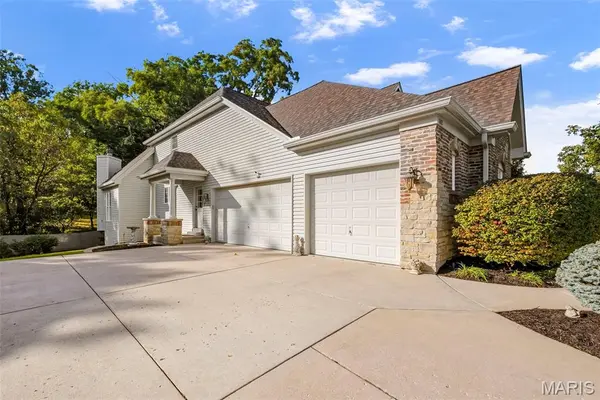 112 Castlewood Estates DR, O'fallon, MO 63368