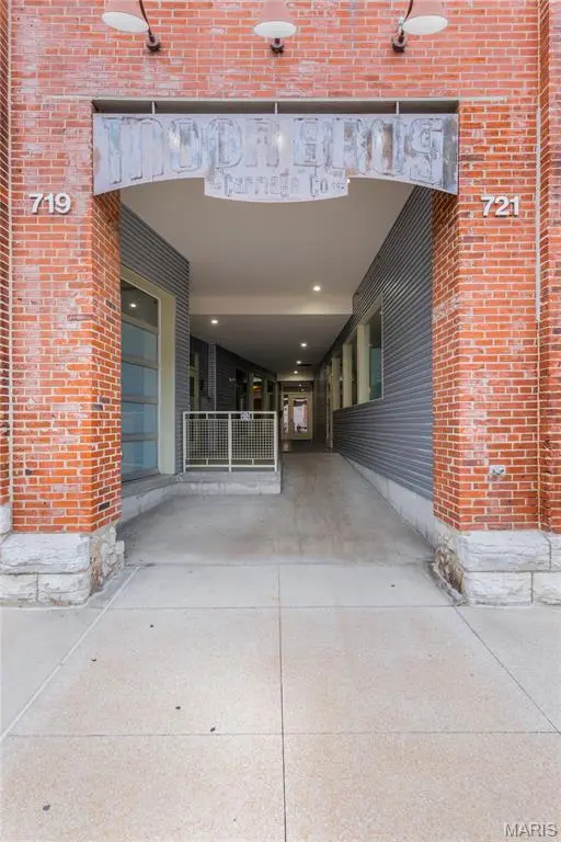 721 N 17th ST #207, St Louis, MO 63103
