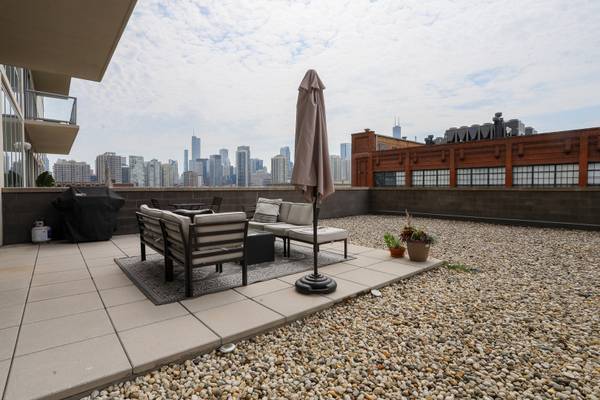 910 W Huron ST #708, Chicago, IL 60642