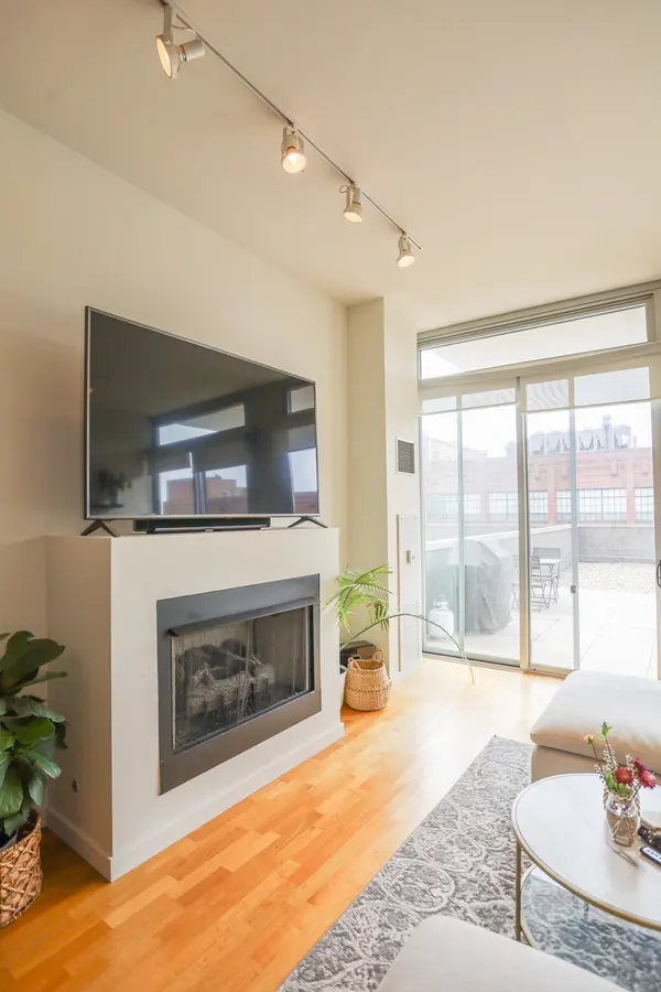 910 W Huron ST #708, Chicago, IL 60642