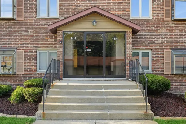 6419 Oak Forest AVE #2S, Tinley Park, IL 60477