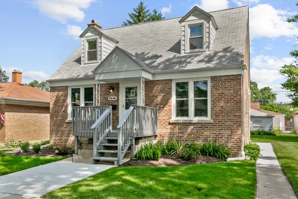 9516 Jackson AVE, Brookfield, IL 60513