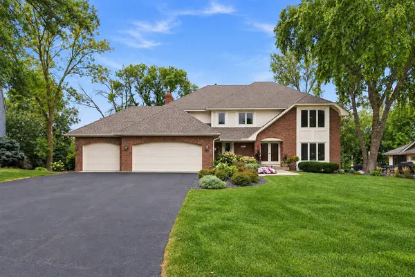 13015 38th PL N, Plymouth, MN 55441