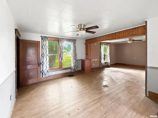 314 N LINDSEY AVE, Versailles, IL 62378