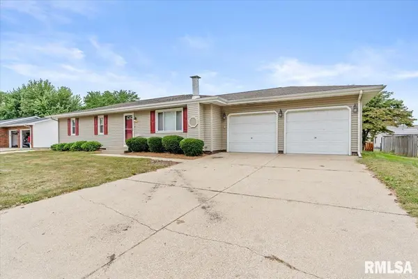 1209 7TH ST, Pawnee, IL 62558