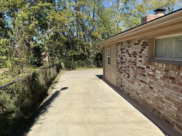 758 Moormans Arm Rd, Nashville, TN 37207