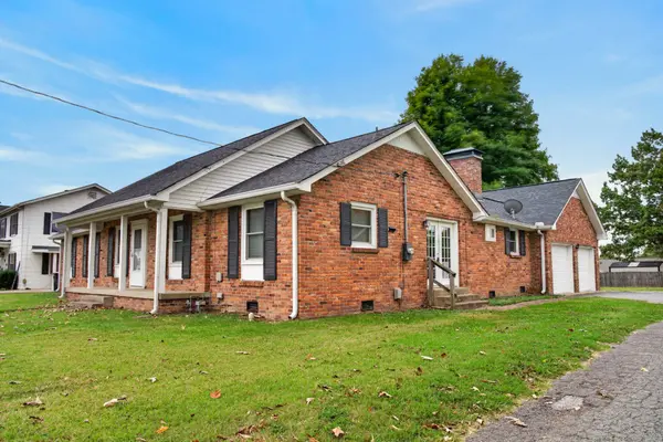 223 Walnut St, Greenbrier, TN 37073