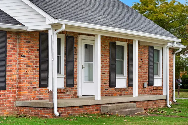 223 Walnut St, Greenbrier, TN 37073