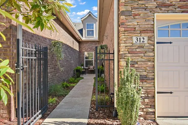 312 Thesing Ct, Nolensville, TN 37135