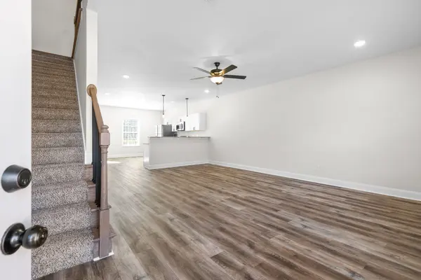 500 Peachers Mill Rd #A2, Clarksville, TN 37042