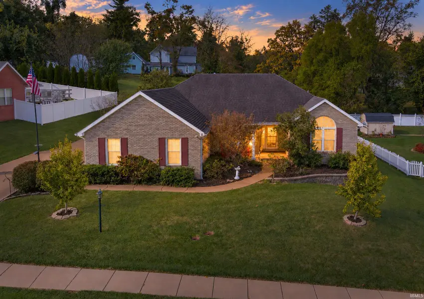 9044 Big Hill RD, Evansville, IN 47711