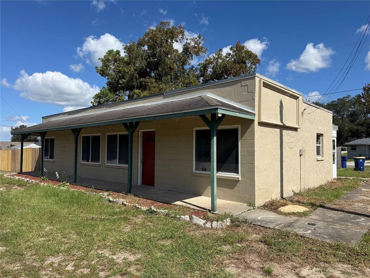 12152 FORT KING RD, Dade City, FL 33525