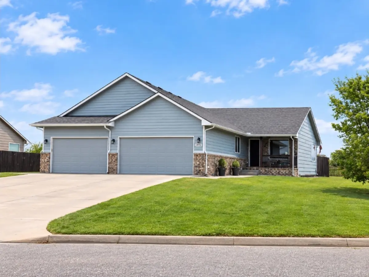 2452 E Quivira, Kechi, KS 67067
