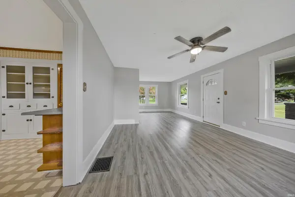 1601 S Washigton AVE, Princeton, IN 47670