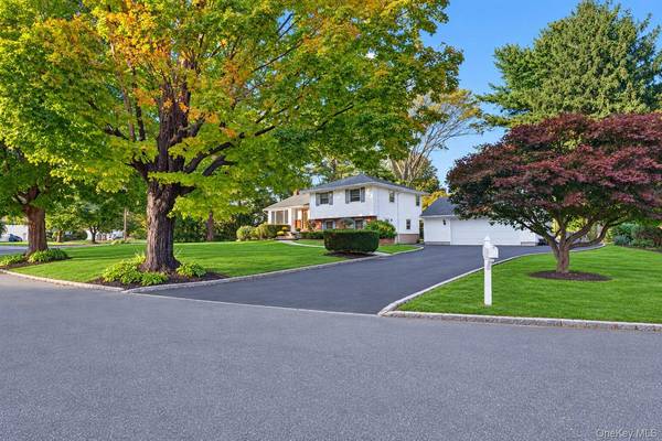 121 Ketay DR, East Northport, NY 11731