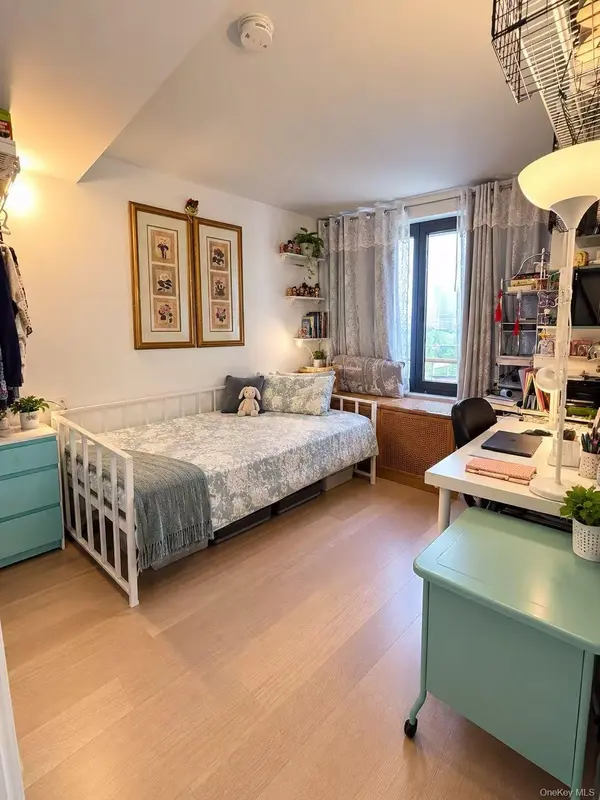 144-49 Northern BLVD #305, Flushing, NY 11354