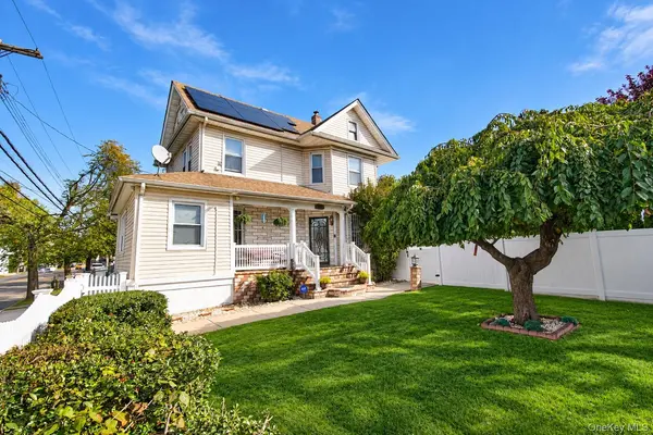 11569 Farmers BLVD, Saint Albans, NY 11412