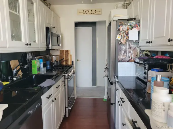 84-39 153rd AVE #6L, Howard Beach, NY 11414