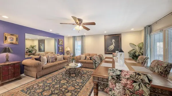 126 AVENIDA VENECCIA, Sarasota, FL 34242