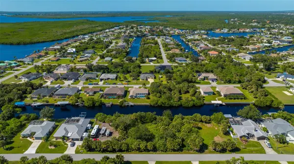 4475 LARKSPUR CT, Port Charlotte, FL 33948