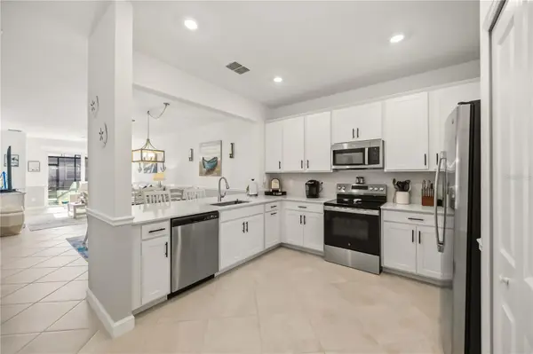 8592 SEASALT LOOP, Englewood, FL 34224