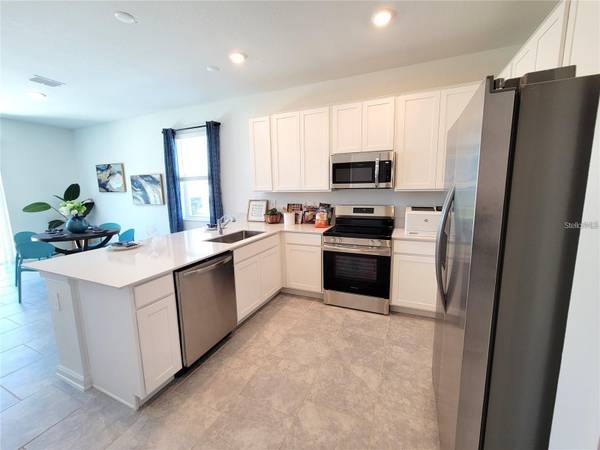 2470 SKYLINE LOOP, Kissimmee, FL 34758