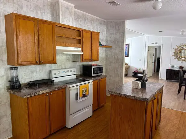 1 RIDGE RD, Frostproof, FL 33843